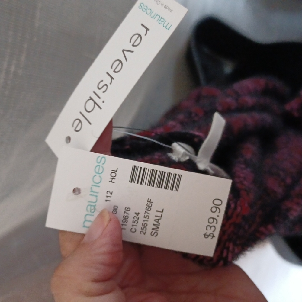 Maurice’s knotted reversible soft and comfy knit … - image 4